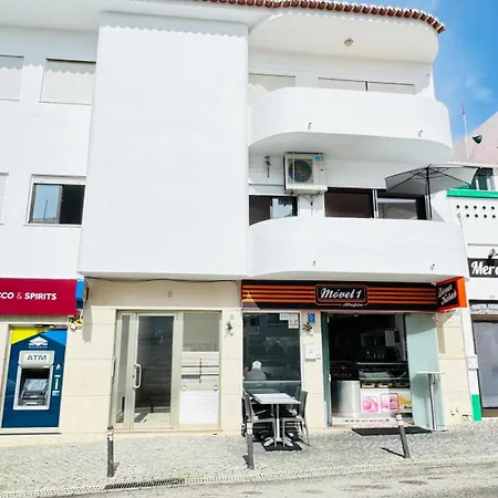 Old Town Ferreira De Castro