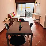 Old Town Ferreira De Castro אלבופיירה